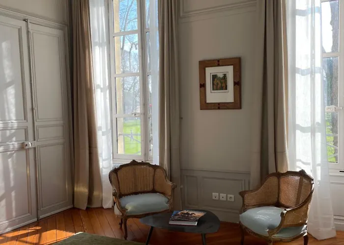 Le Murier De 3* באיו